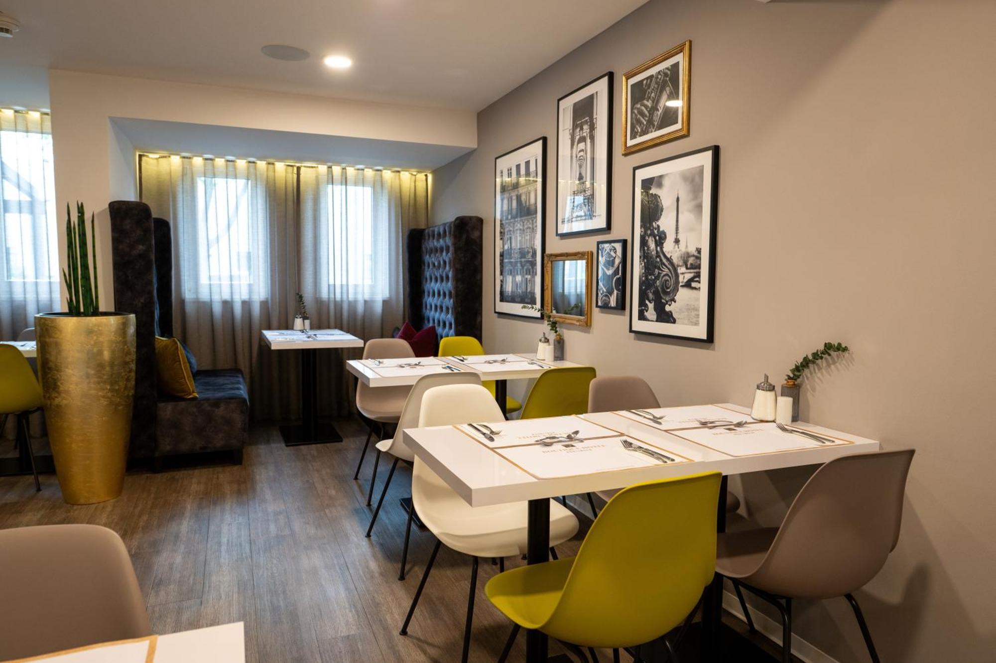 V Boutique Hotel Бёблинген Экстерьер фото