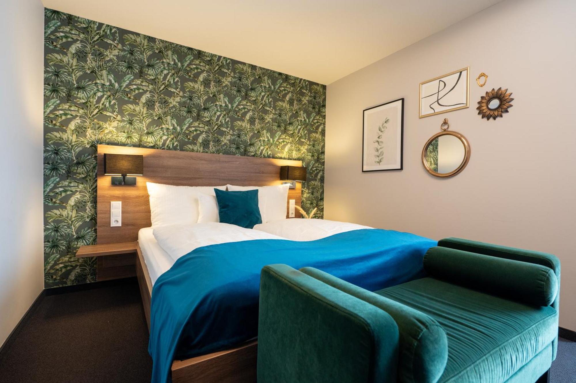 V Boutique Hotel Бёблинген Экстерьер фото
