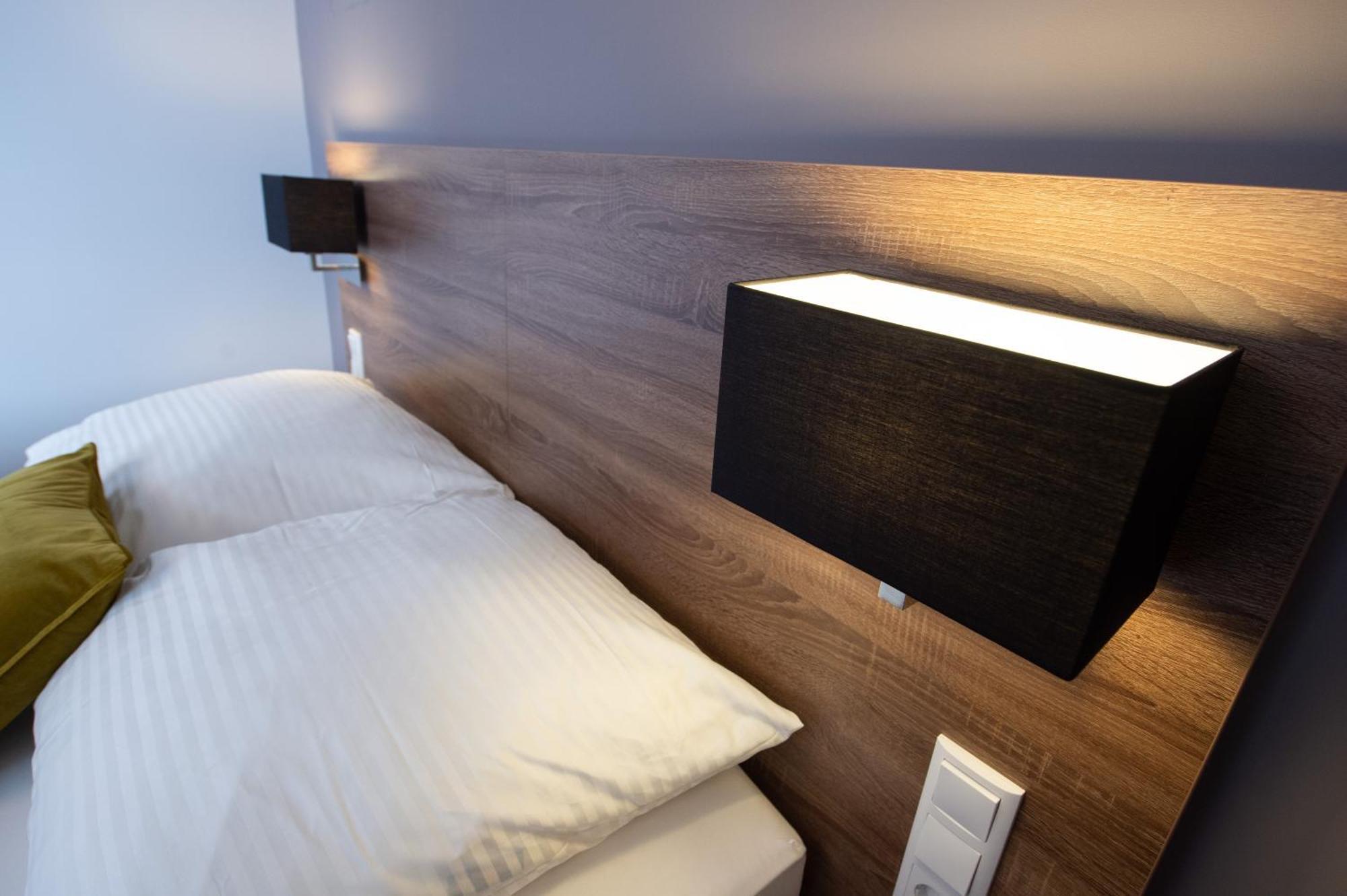 V Boutique Hotel Бёблинген Экстерьер фото